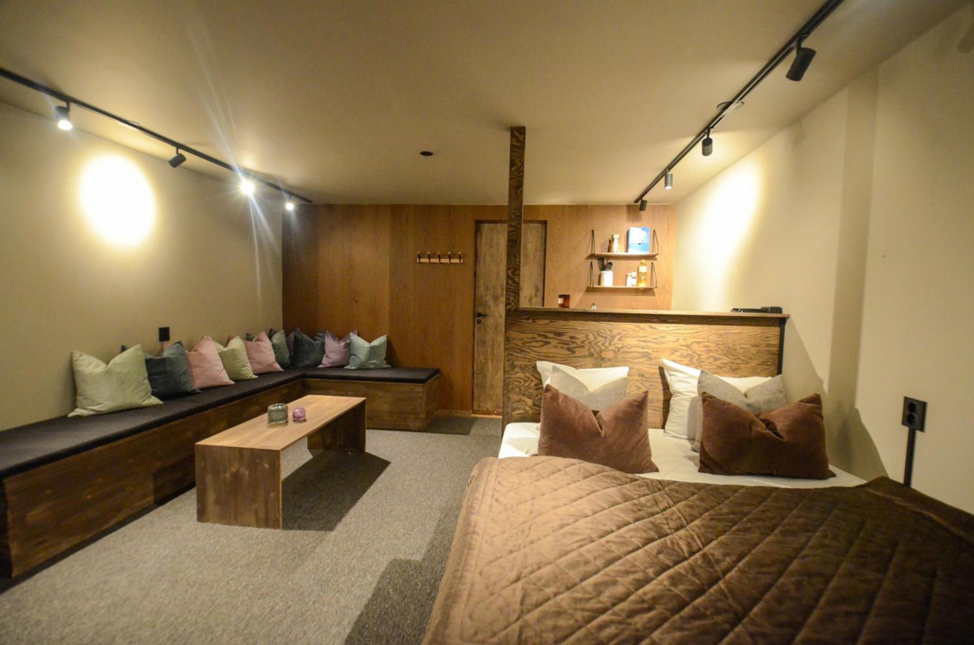 Apartmán Steam Pier Kvaloya Pokoj fotografie